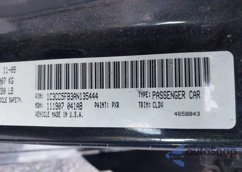 2010 Chrysler Sebring Limited z USA, uszkodzony, nr VIN 1C3CC5FB3AN135444